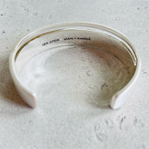 Jen Atkin x Chloe & Isabel Silver Tone Bun Cuff & Pin - Picture 2 of 3